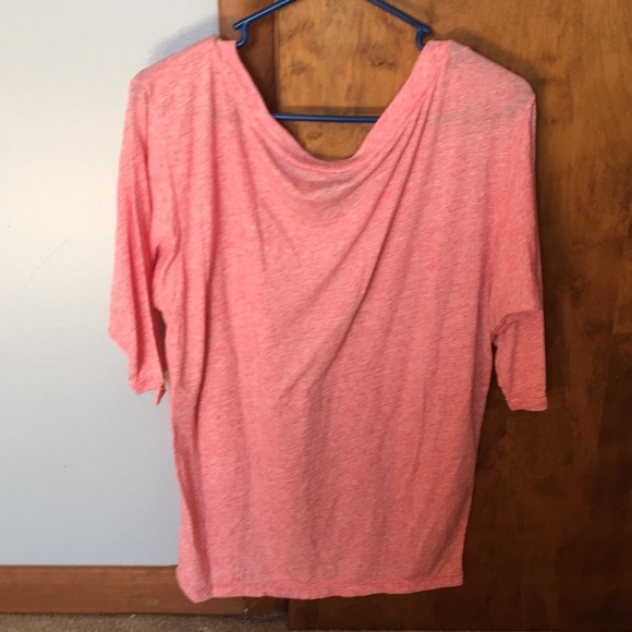 Deep neck - Picture 4 of 4